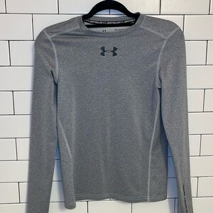 Youth Large Grey Under Armour Cold-gear long sleeved micro fleece shirt